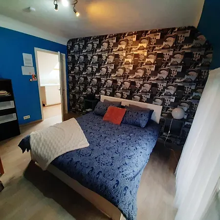 Spacious House With Jacuzzi In 別荘 トンヘレン