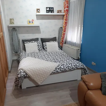 Spacious House With Jacuzzi In 別荘 *